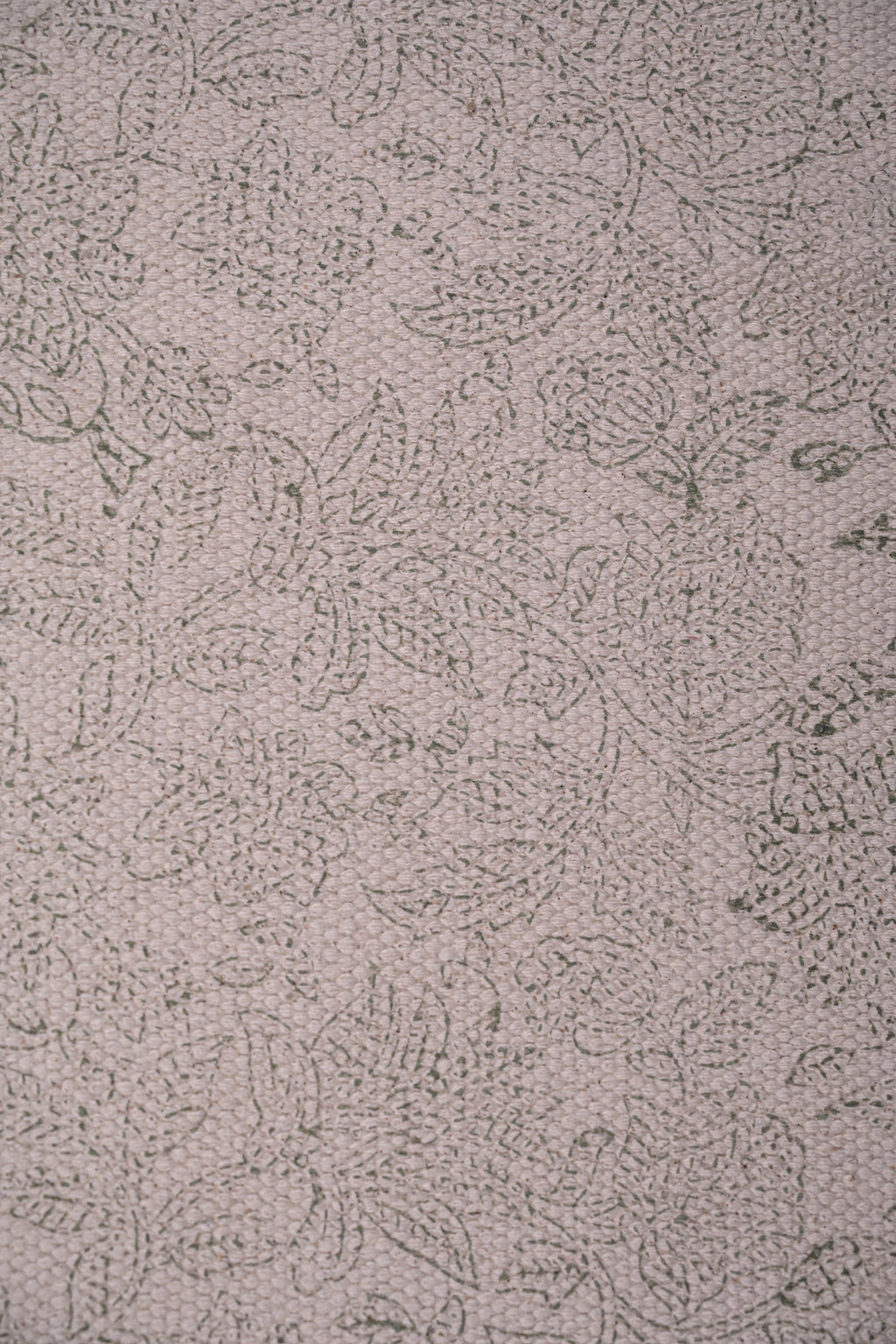 Ivory Whisper Botanical Cotton Runner