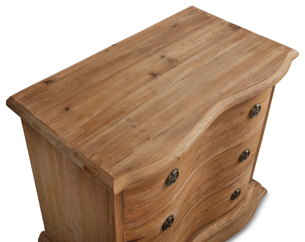Valmont Heritage Chest of Drawers